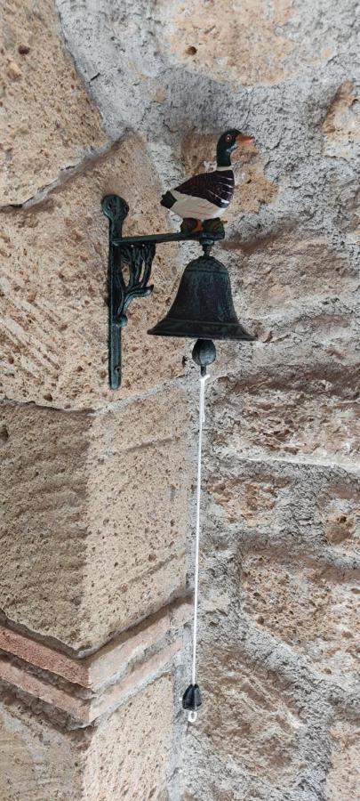 La Chascona Di Farnese Casa Di Tufo Nel Borgo Lejlighed Eksteriør billede