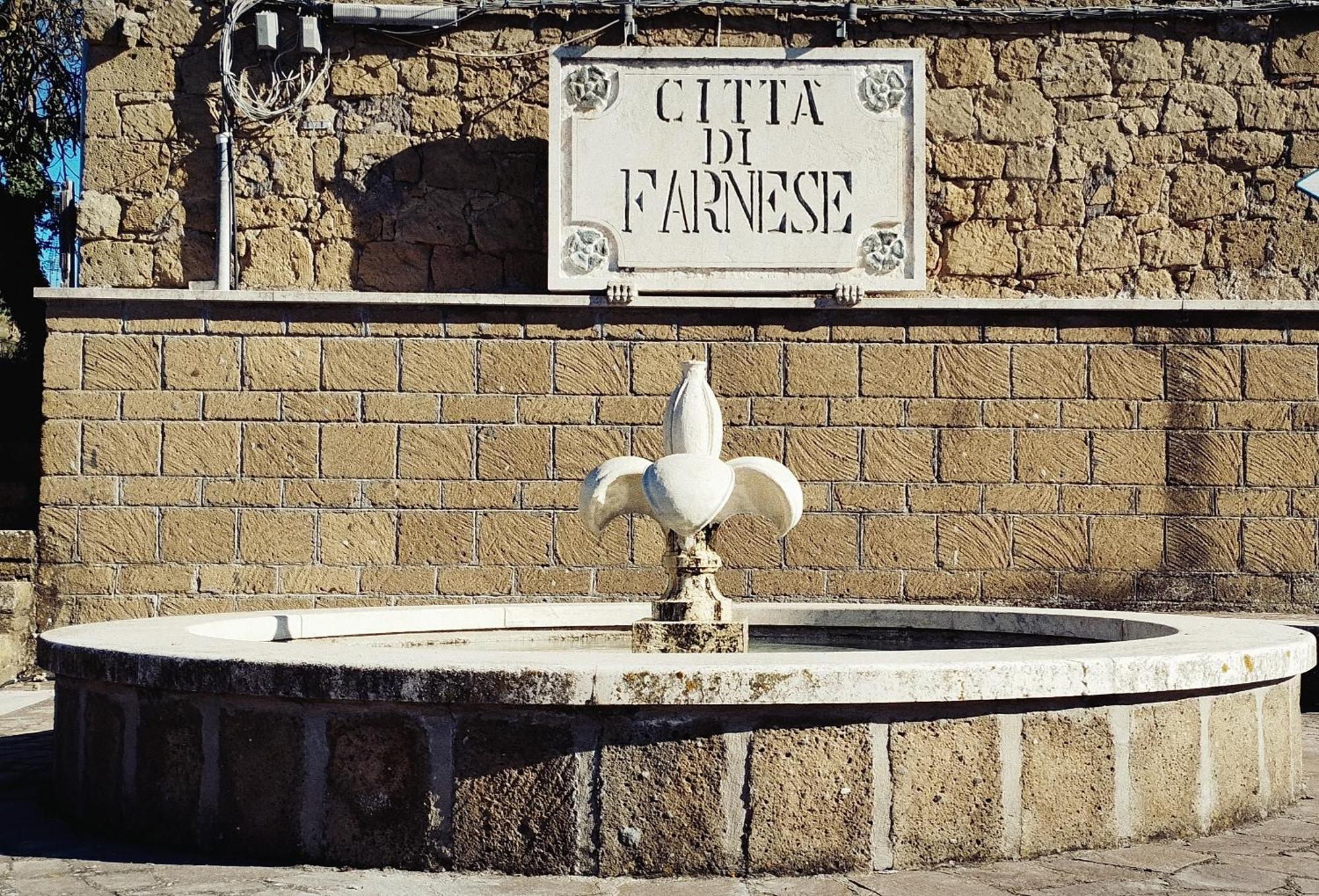 La Chascona Di Farnese Casa Di Tufo Nel Borgo Lejlighed Eksteriør billede