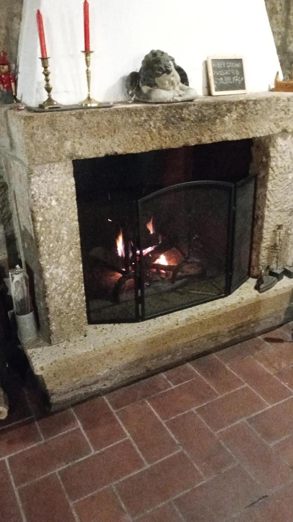 La Chascona Di Farnese Casa Di Tufo Nel Borgo Lejlighed Eksteriør billede